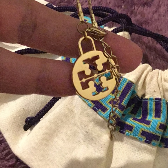 New Tory Burch Logo Charm Bracelet With Extender - Picture 13 of 15
